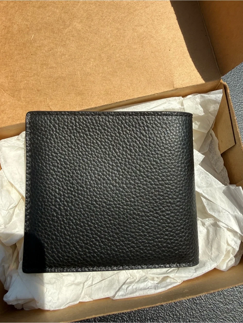 New Coach Black Pebbled Leather Bi-Fold Card & Key with Embossed Logo Wallet